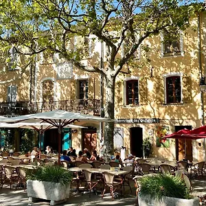  Appartement Au Coeur Du Village Provencal